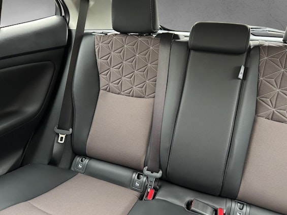 Vehicle image 12 Vehicle image 12