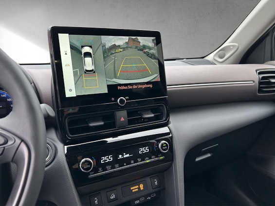 Vehicle image 15 Vehicle image 15