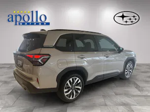 Subaru Forester 2.0i e-Boxer Luxury
