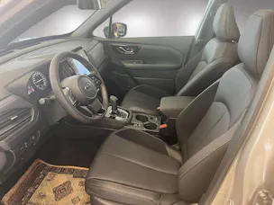 Subaru Forester 2.0i e-Boxer Luxury