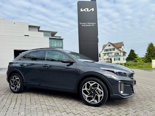 Vehicle image KIA XCEED 0