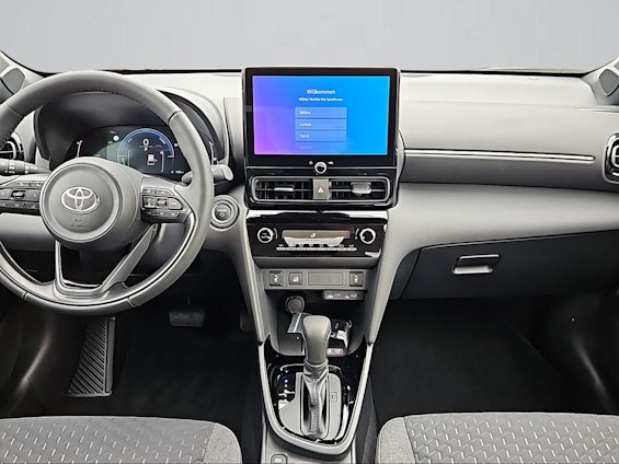 Vehicle image 10