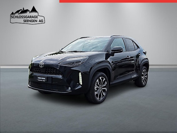 First vehicle image