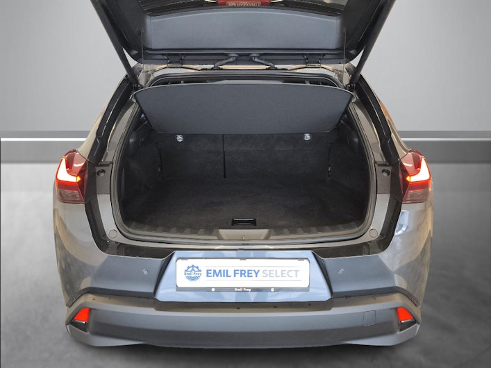 Vehicle image LEXUS UX