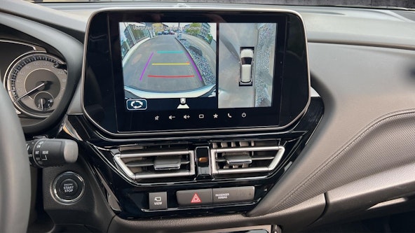 Vehicle image 13
