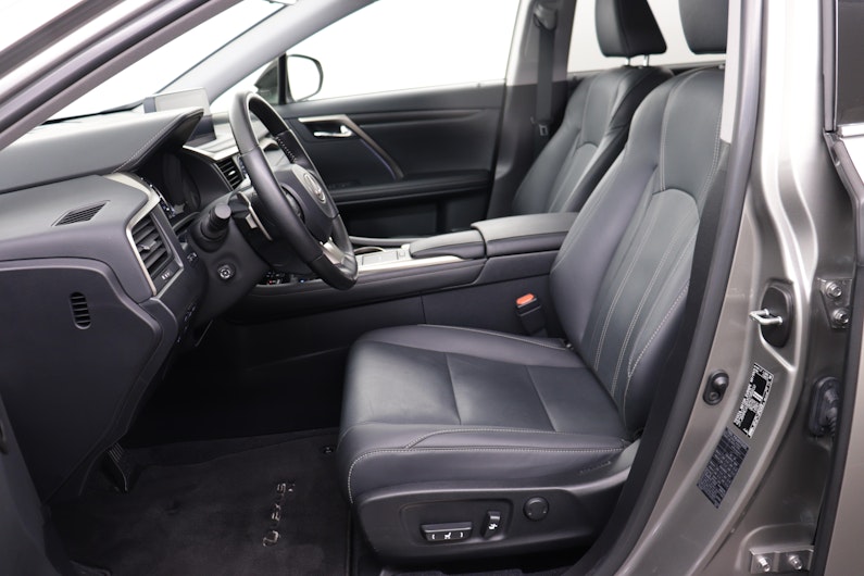 Vehicle image LEXUS RX