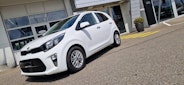 First vehicle image