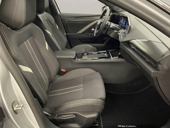 Vehicle image 11 Vehicle image 11