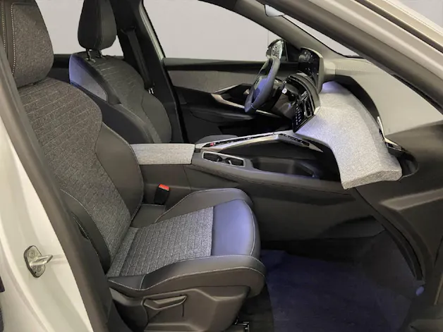 Peugeot 3008 1.2 Hybrid Allure