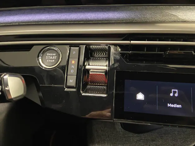 Peugeot 3008 1.2 Hybrid Allure