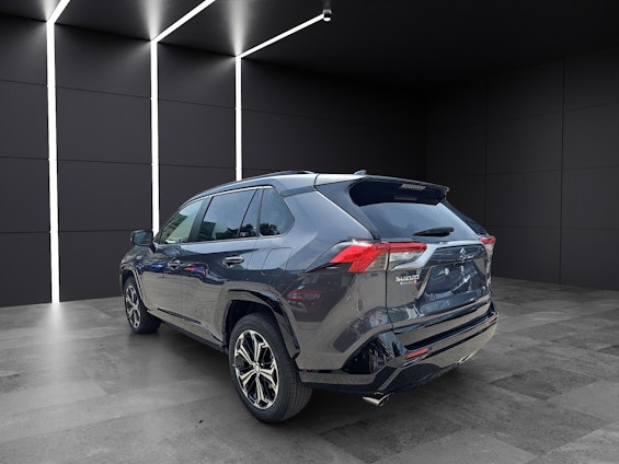 Vehicle image 2 Vehicle image 2