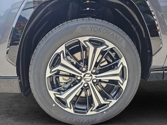 Vehicle image 8 Vehicle image 8