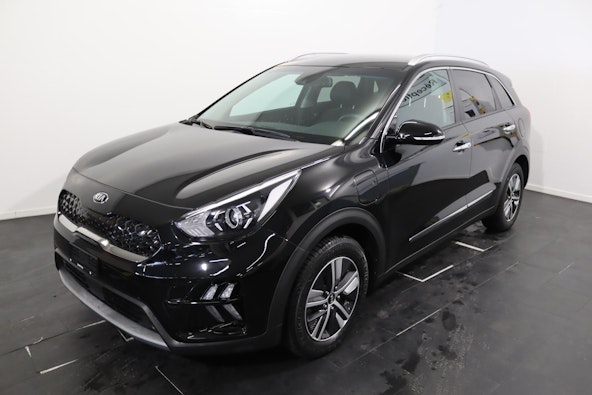 First vehicle image
