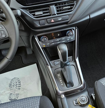 Vehicle image 12 Vehicle image 12