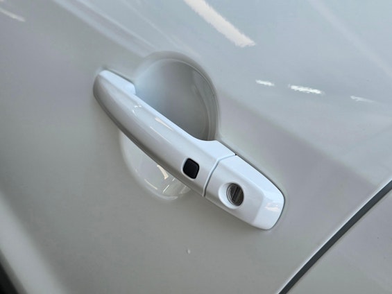 Vehicle image 40 Vehicle image 40