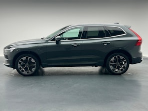 Vehicle image VOLVO XC60 2.0 T8 TE Ultra Bright eAWD
