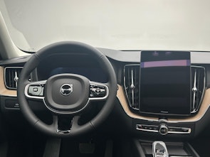 Vehicle image VOLVO XC60 2.0 T8 TE Ultra Bright eAWD