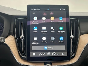 Vehicle image VOLVO XC60 2.0 T8 TE Ultra Bright eAWD