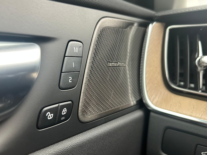 Vehicle image VOLVO XC60