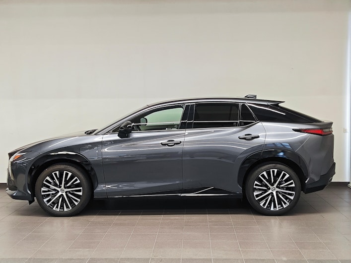 Vehicle image LEXUS RZ