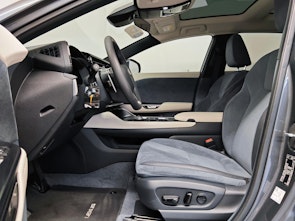 Fahrzeugbild LEXUS RZ 450e Excellence - Ruote invernali incluse