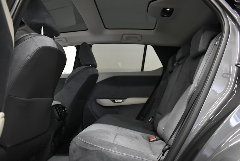 Vehicle image LEXUS RZ