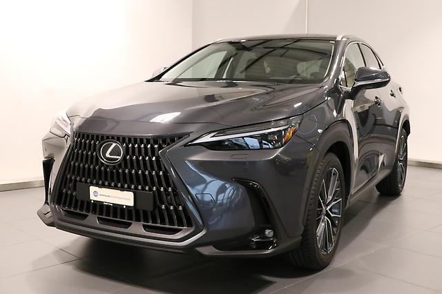 LEXUS NX 350h Excellence: Jetzt Probefahrt buchen!