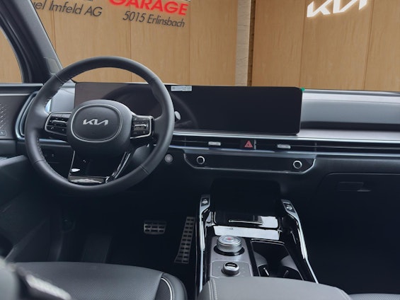 Vehicle image 8 Vehicle image 8