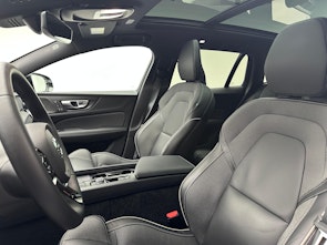 Vehicle image VOLVO V60 2.0 B5 Ultimate Dark AWD