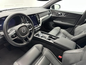 Vehicle image VOLVO V60 2.0 B5 Ultimate Dark AWD