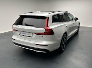 Vehicle image VOLVO V60 2.0 B5 Ultimate Dark AWD