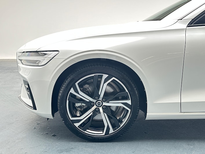 Vehicle image VOLVO V60