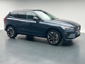 Vehicle image VOLVO XC60 2.0 T6 TE Ultra Dark eAWD