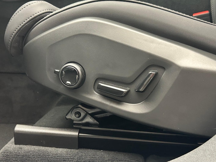 Vehicle image VOLVO XC60