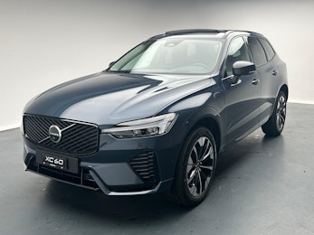 Vehicle image VOLVO XC60 2.0 T6 TE Ultra Dark eAWD