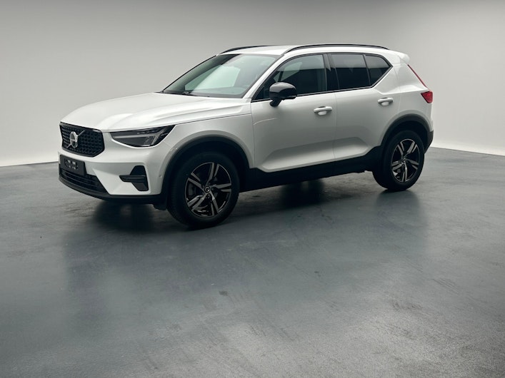 Vehicle image VOLVO XC40