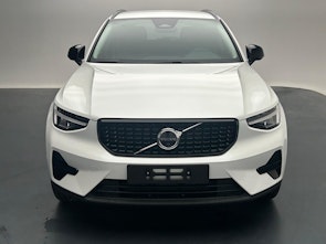 Vehicle image VOLVO XC40 2.0 B3 MH Plus Dark