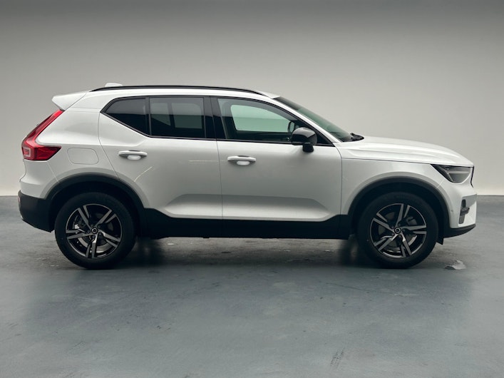 Vehicle image VOLVO XC40