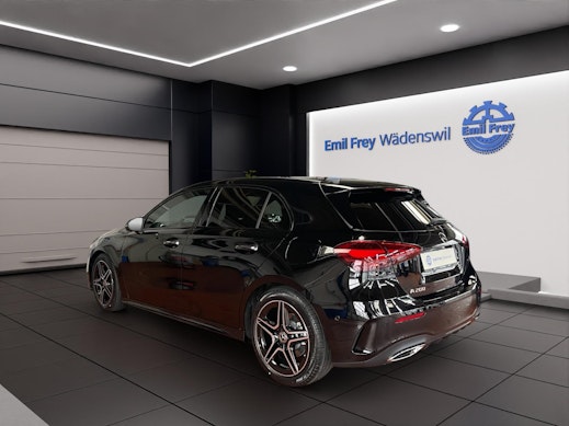 MERCEDES-BENZ A 200 Night Star AMG Line 2