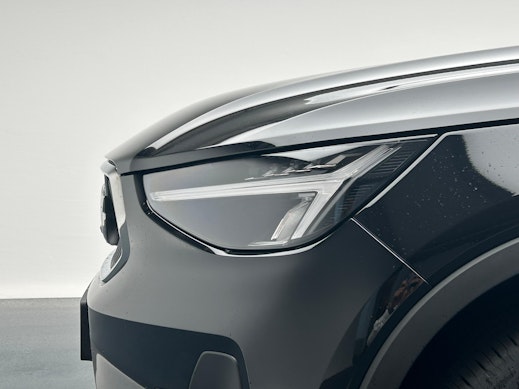 VOLVO XC40 2.0 B3 MH XCITE 2