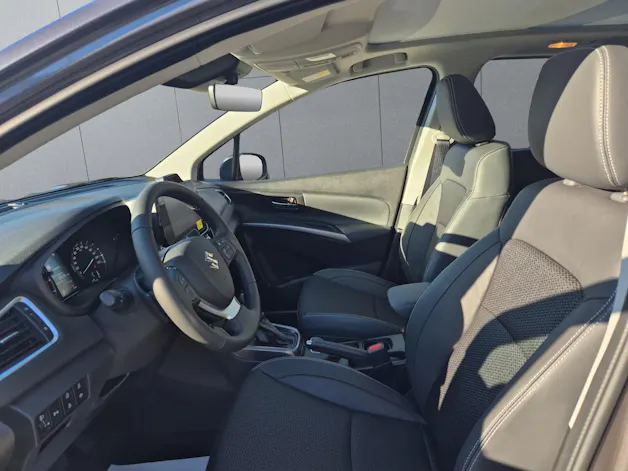 Suzuki S-Cross 1.4 T Compact Top Hybrid 4x4
