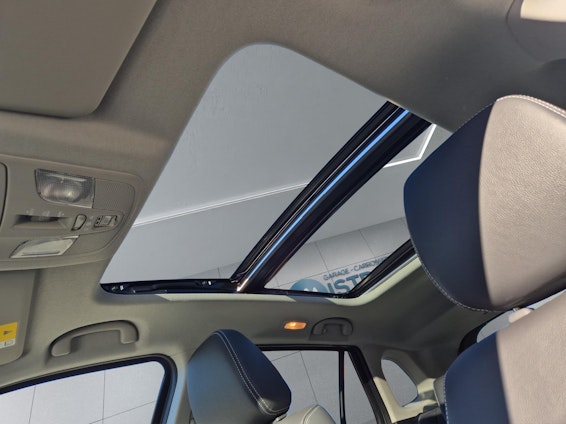 Vehicle image 12 Vehicle image 12