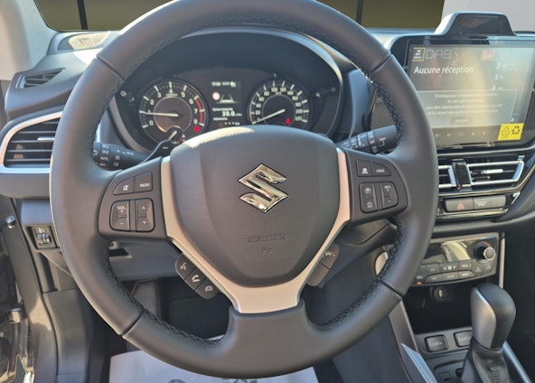 Vehicle image 8 Vehicle image 8