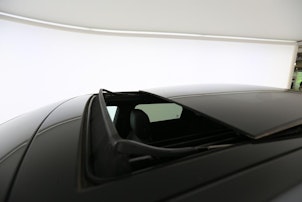 Vehicle image LAND ROVER Range Rover Evoque 1.5 T 300e R-Dynamic SE