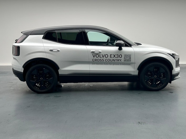 Vehicle image VOLVO EX 30