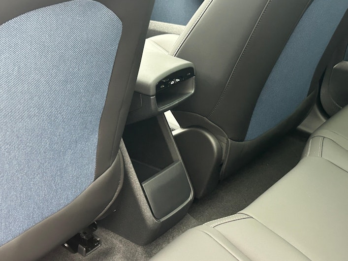 Vehicle image VOLVO EX 30