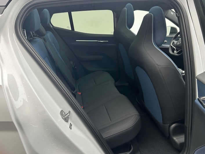 Vehicle image VOLVO EX 30