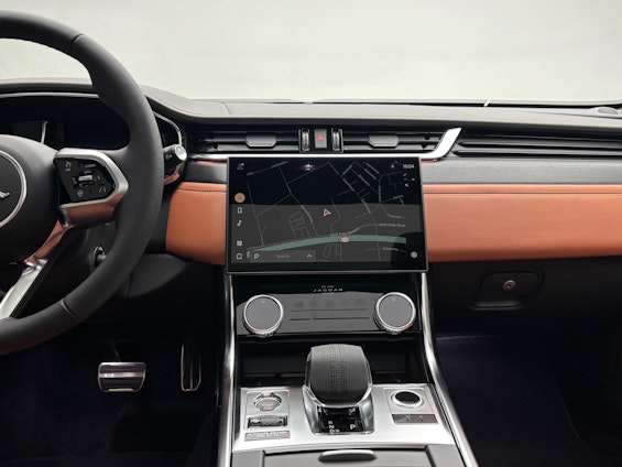 Vehicle image 10 Vehicle image 10