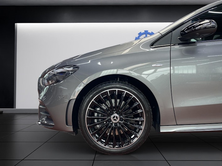 Vehicle image MERCEDES-BENZ B 250