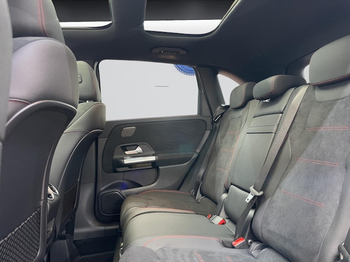 Vehicle image MERCEDES-BENZ B 250